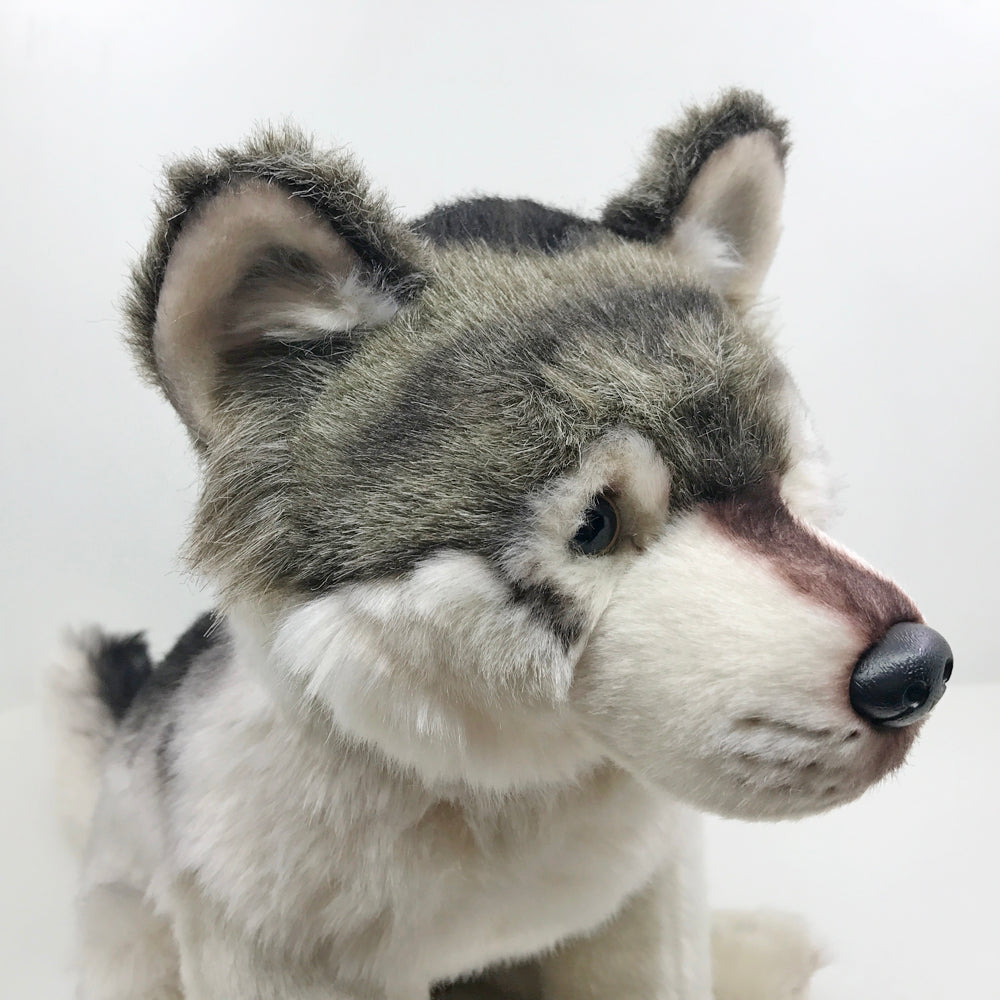 Skanto | Grey Wolf Plush Toy
