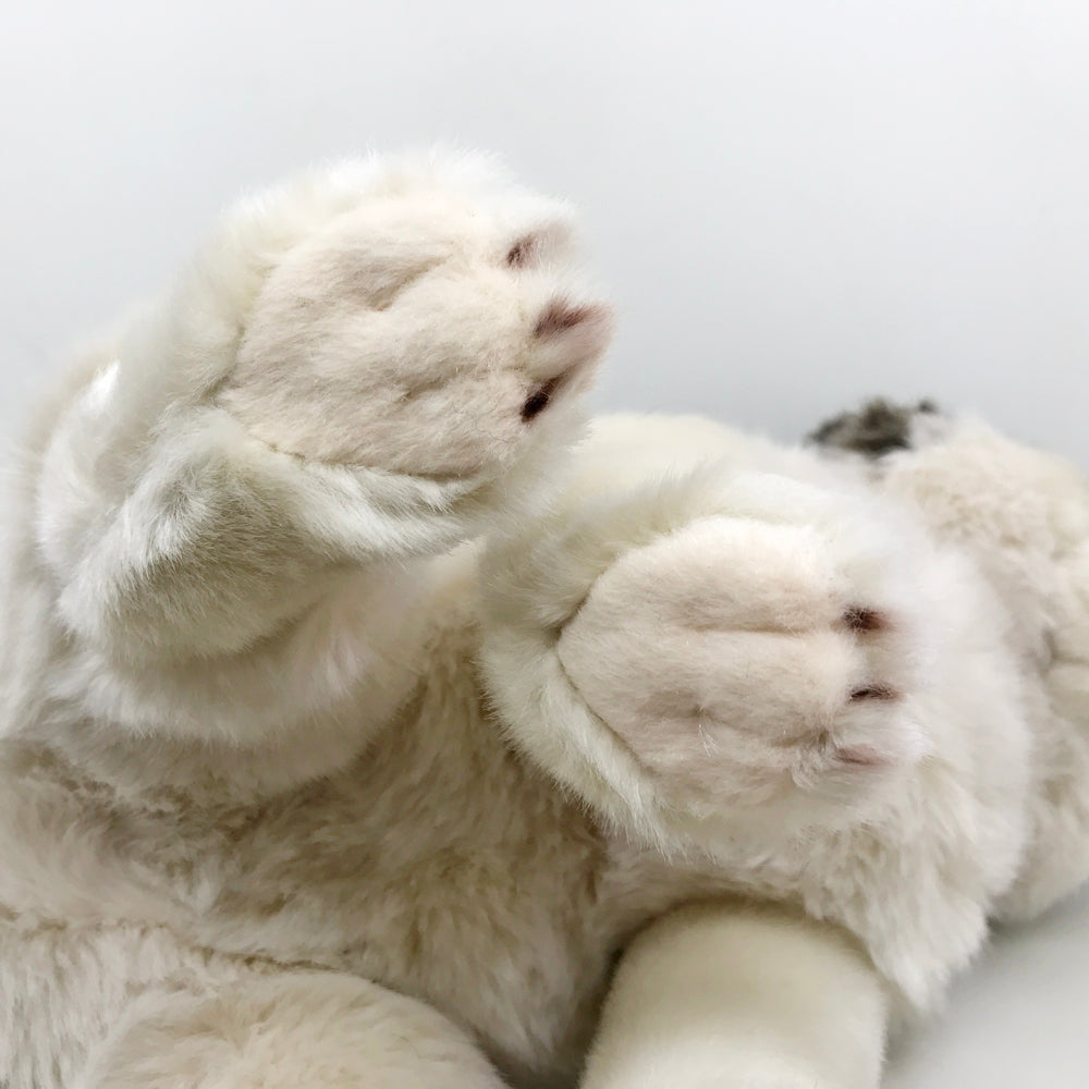 Skanto | Grey Wolf Plush Toy