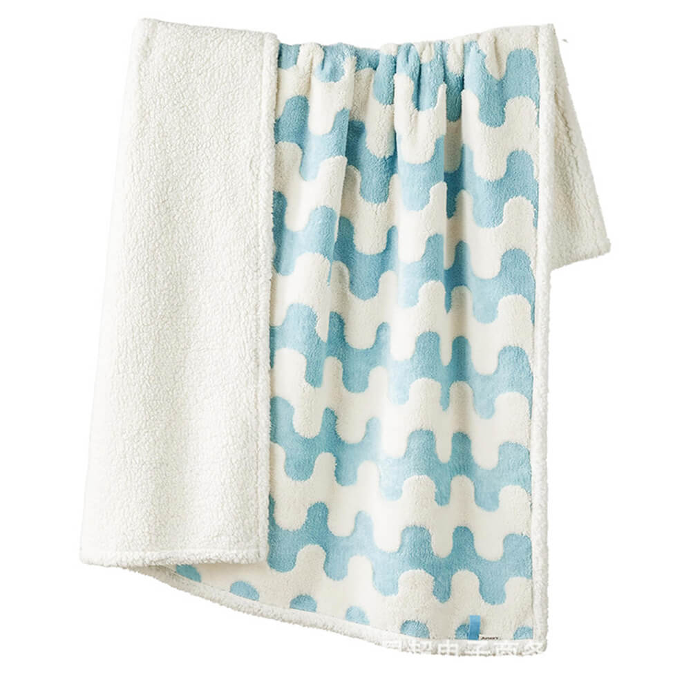 Skanto | Flocket Waterproof Multi-Functional Sherpa Dog Blanket