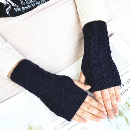 Skanto | Stylish Woolen Mittens