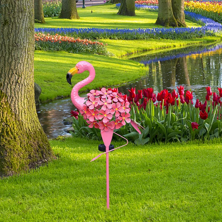 Skanto | Flamingo Solar Light Metal Art