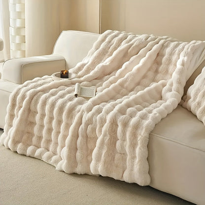 Skanto | FleeceHaven - Luxurious Soft Bubble Fleece Blanket for Relaxation