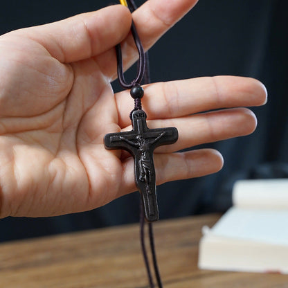 BowLift | Jesus-Cross-Necklace made of Wood