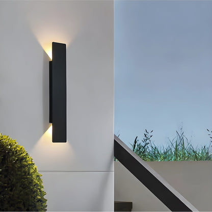 Skanto | Light - Modern Weather-Resistant LED Wall Lamp Made of Aluminum for Outdoor Use