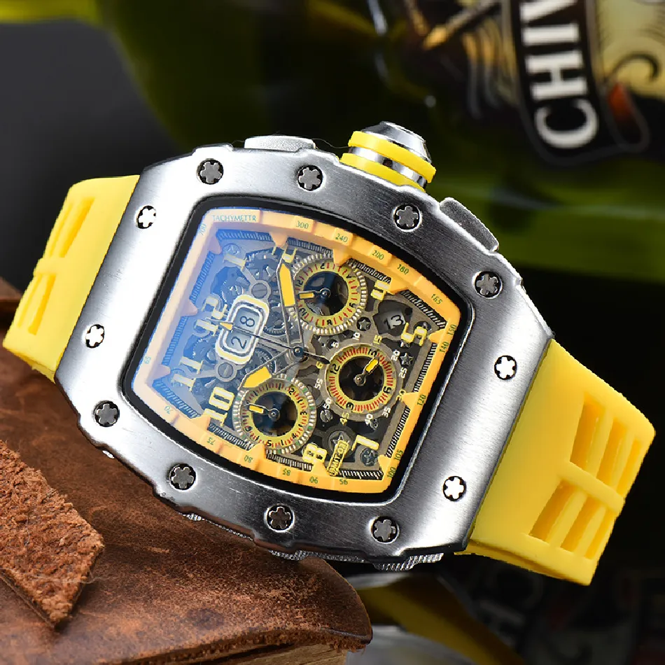 Luxury chronograph watch Bowlift