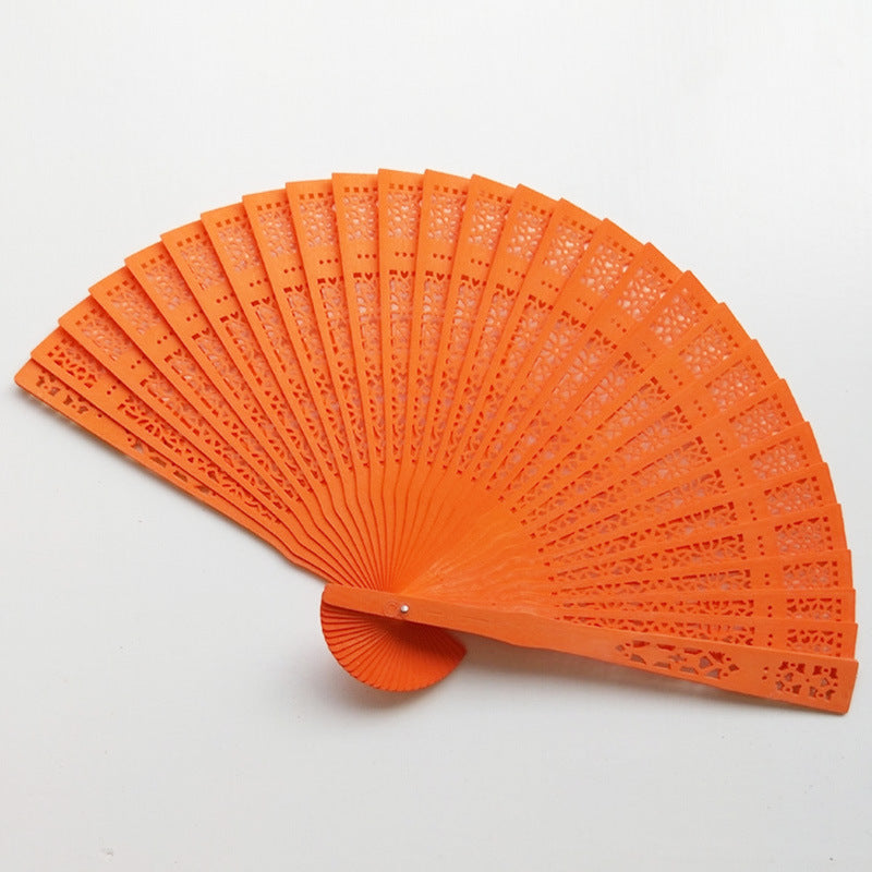 Ladies elegant and artful fan Bowlift