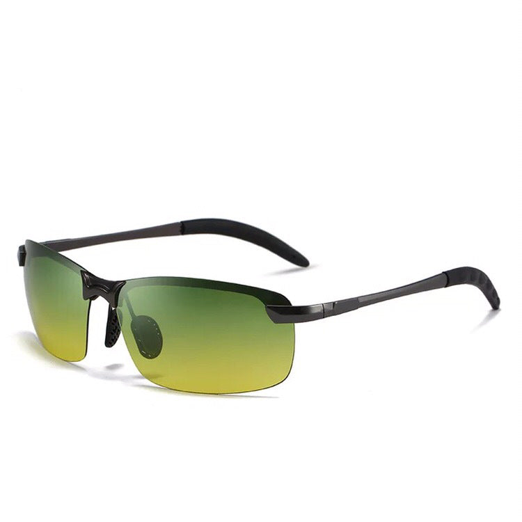 Smart Photochromic Polarized Glasses