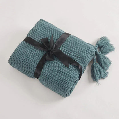 Brehn | Knitted Wool Blanket with Tassels - NordicCozy
