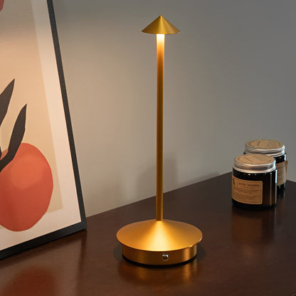 Skanto | Pina Pro - Stylish Dimmable USB Table Lamp