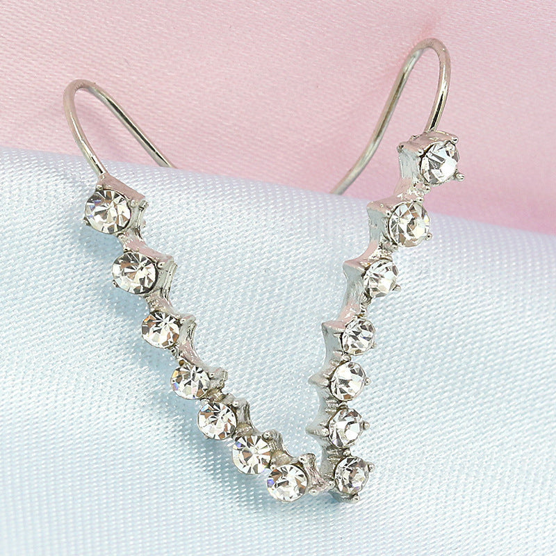 Skanto | Seven Star Diamond Stud Earrings