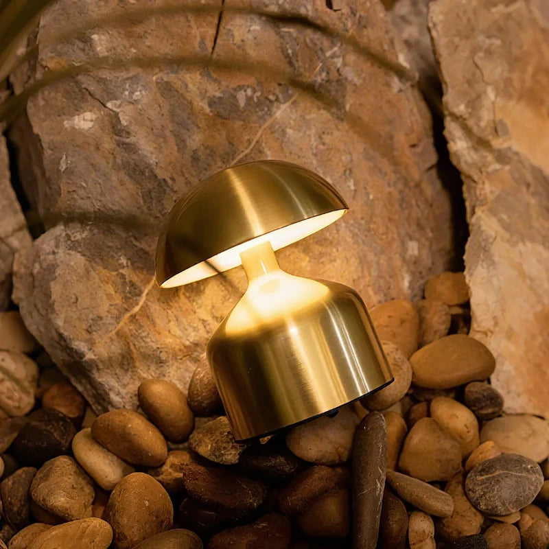 Skanto | Auralis Table Lamp