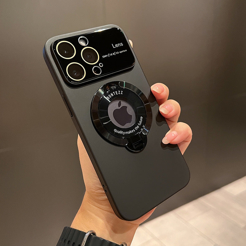 Skanto | MagSafe iPhone Case with Integrated Stand and Large Window