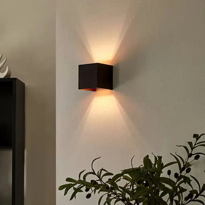 BowLift | Adjustable Wall Light