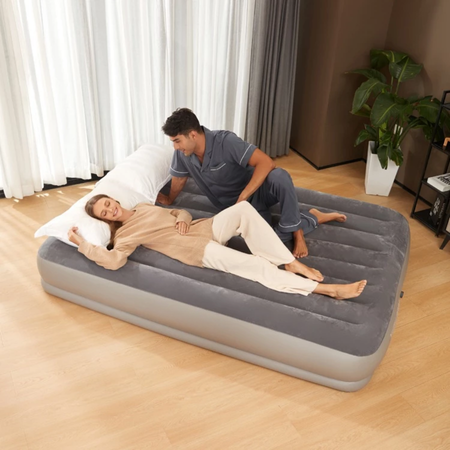 Skanto | 12" Queen Air Mattress with USB Pump and Fiber-Tech Support