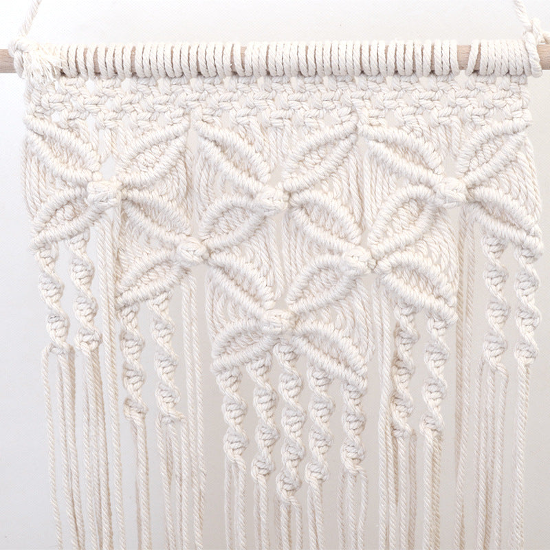 Macramé Wall Decor with Elaborate Decorations Acalora