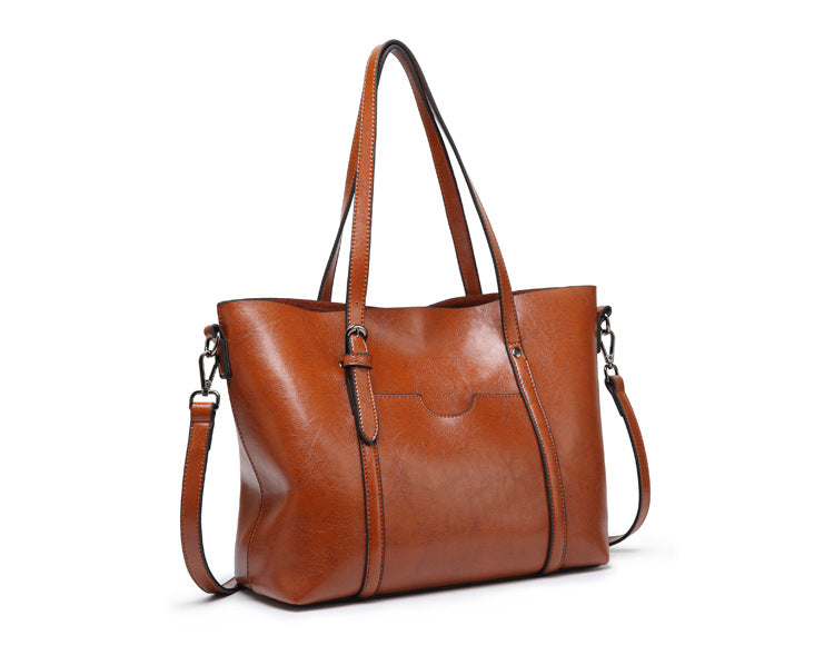 BowLift | Stylish leather handbag with handcrafted details