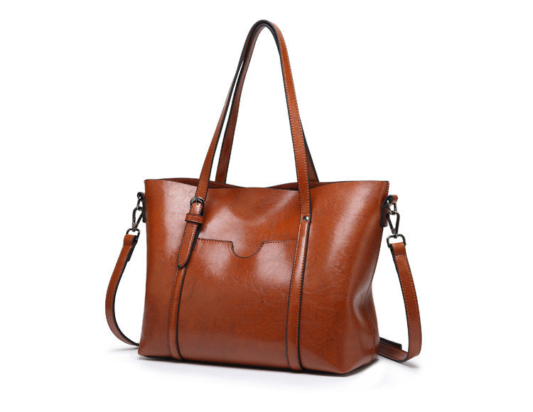 BowLift | Stylish leather handbag with handcrafted details