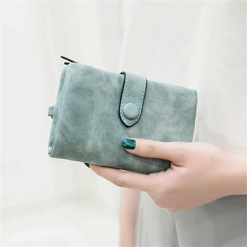 BowLift | Women's Small Trifold Leather Wallet