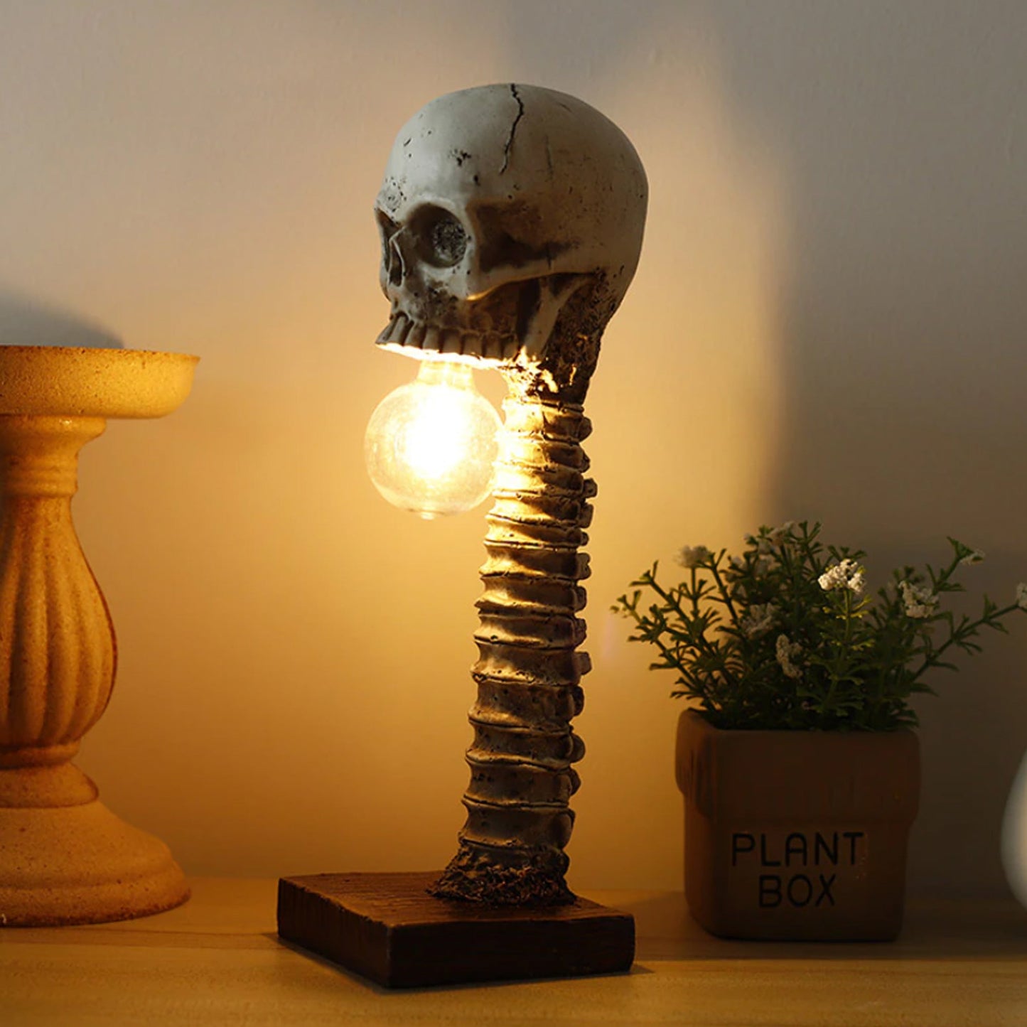 Skanto | Skeleton with Spine Lamp