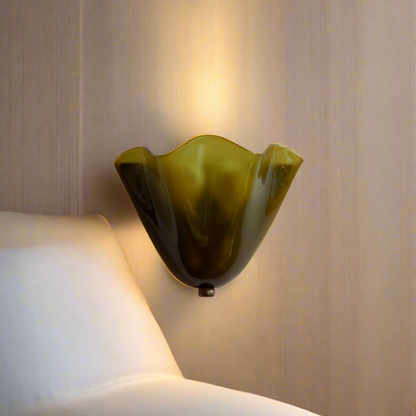 BowLift | Retro Wall Lamp of Colored Glass in Skirt-Shaped Shell Pattern