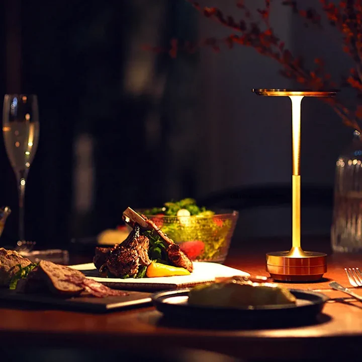 Skanto | Wireless Lamp - Dimmable & Rechargeable Waterproof Desk Light