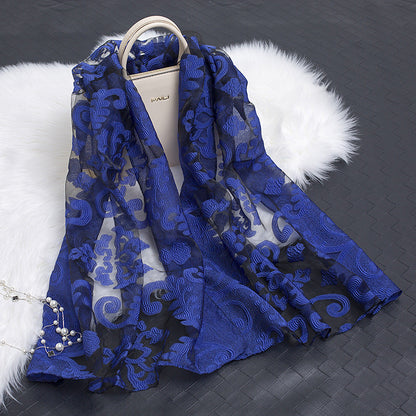 BowLift | Silk scarf with cut flowers hollow motif