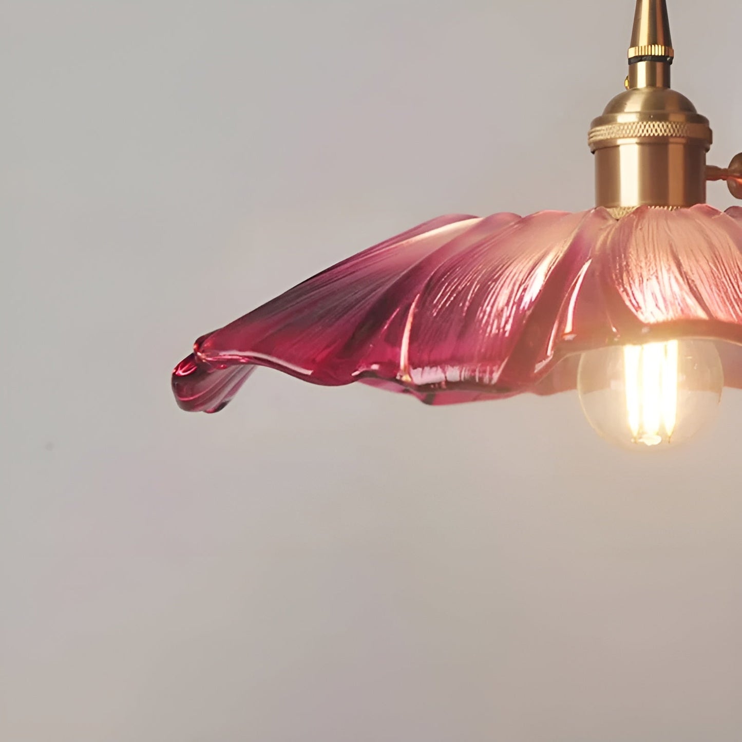 Pendant Lamp with Floral Motif – Warm Light & Stylish Design | For Your Home | Karnz