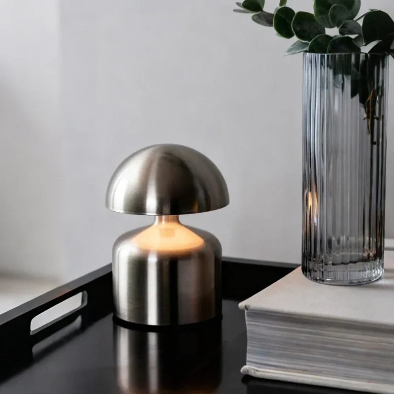 Skanto | Auralis Table Lamp
