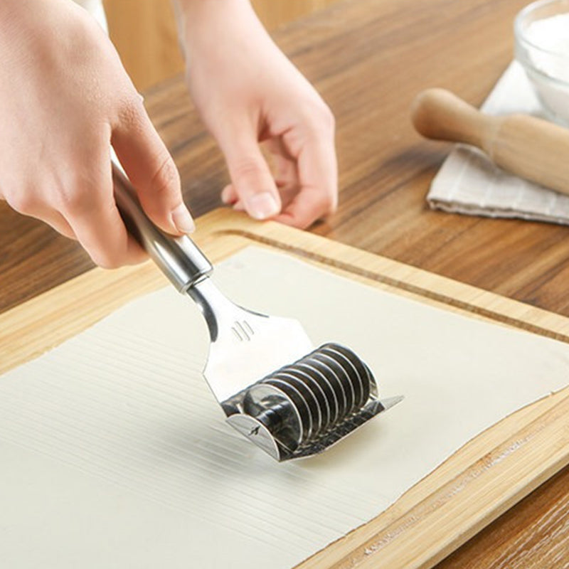 BowLift | Noodle Spaghett Cutter Roller