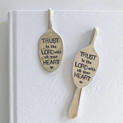 Skanto | Fun Spoon Bookmark - Perfect Gift for a Bookworm