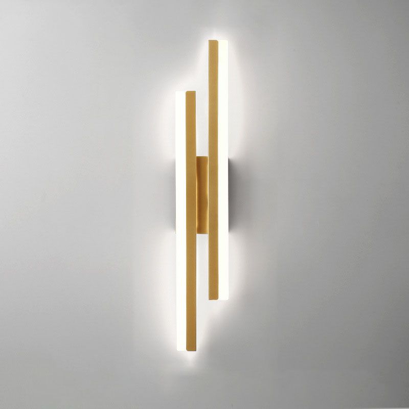 Skanto | Alana Modern LED Wall Light - Elegant Black/Gold Wall Lamp for Living Room and Bedroom