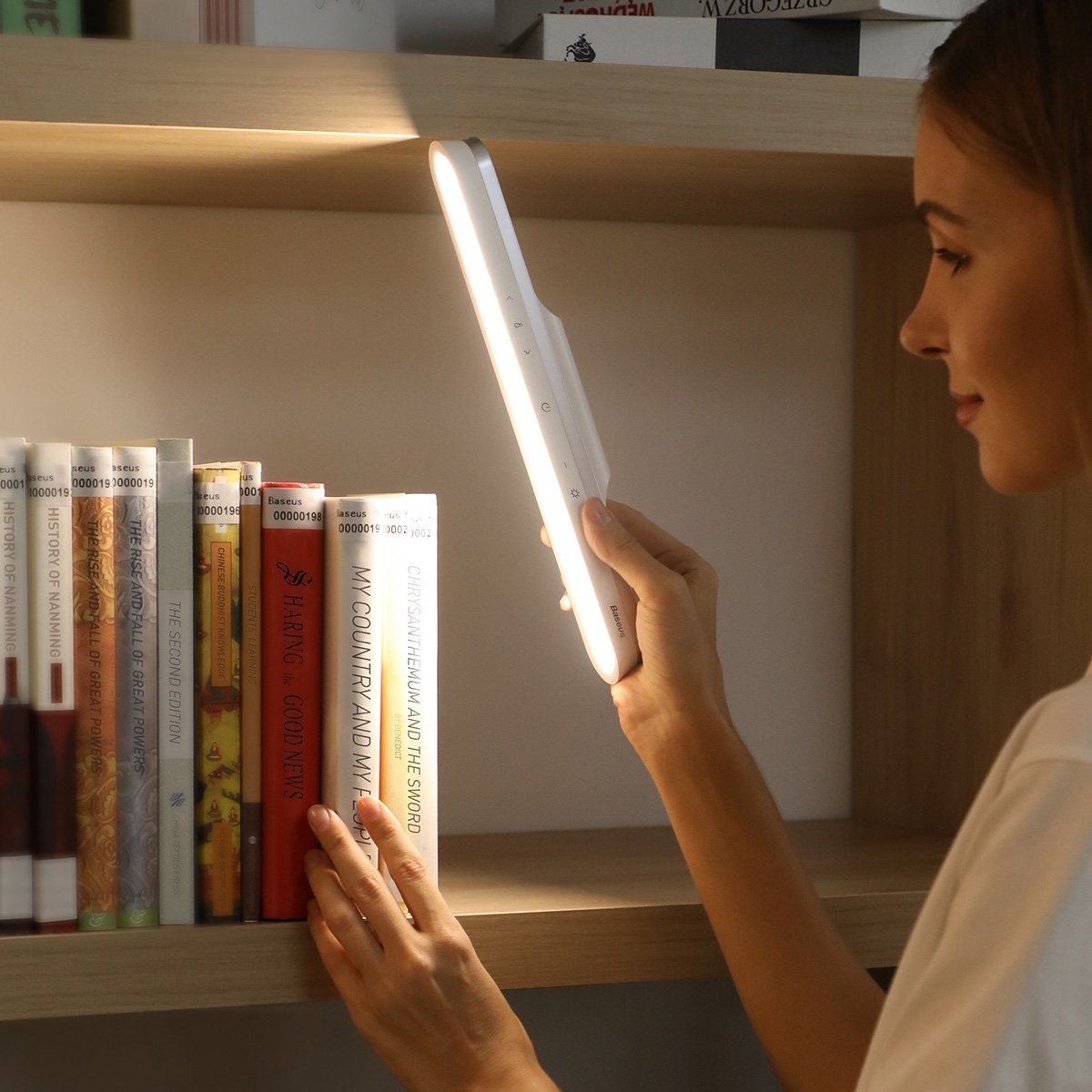 Skanto | GlowLine – Minimalist LED Light Strip with Innovative Functionality