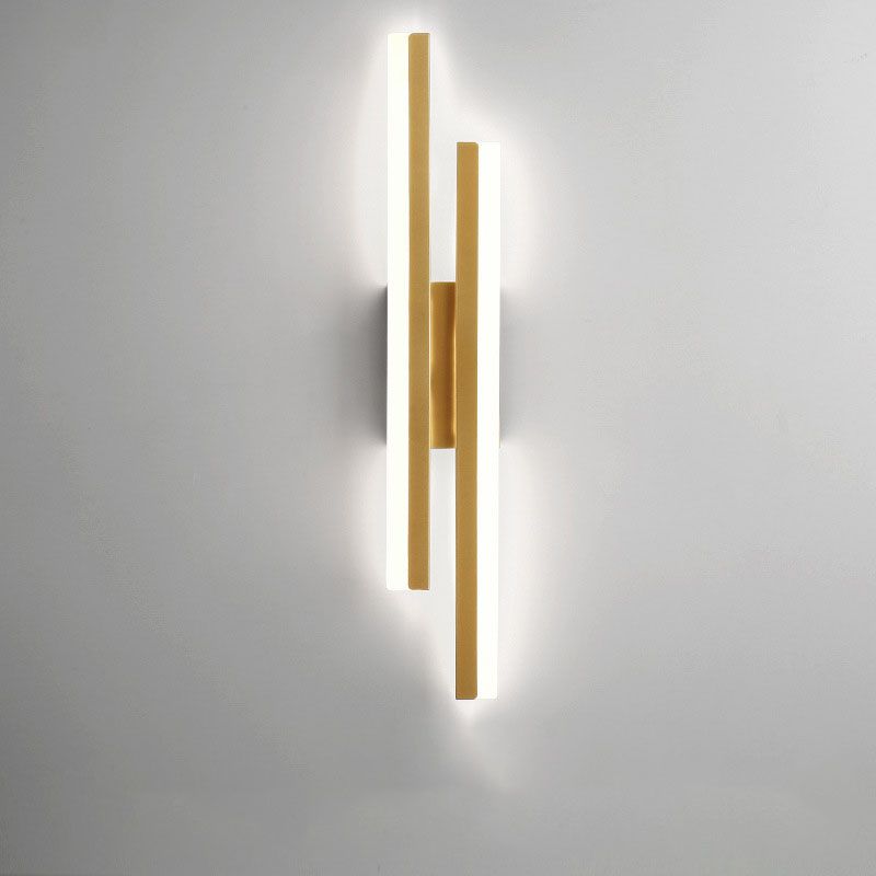 Skanto | Alana Modern LED Wall Light - Elegant Black/Gold Wall Lamp for Living Room and Bedroom