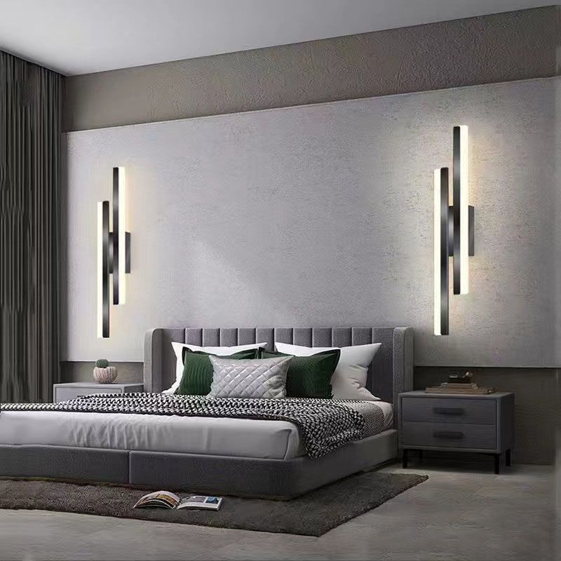 Skanto | Alana Modern LED Wall Light - Elegant Black/Gold Wall Lamp for Living Room and Bedroom