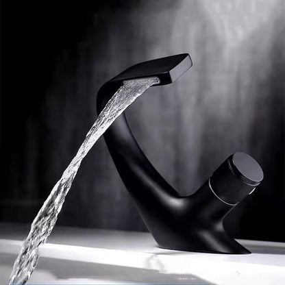 BowLift | Modern Center Connection Faucets Single Lever Faucets with Waterfall Spout