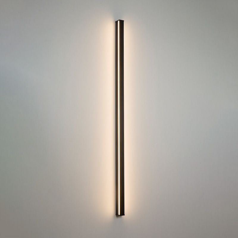 BowLift | Minimalistic linear wall light LED atmospheric lighting