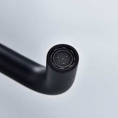 BowLift | 3 holes faucet 2 cross handle wall-mounted faucet for the bathroom