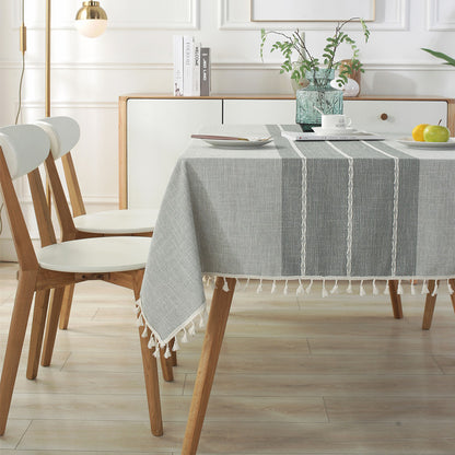 Textured Woven Tablecloth with Decorative Tassels