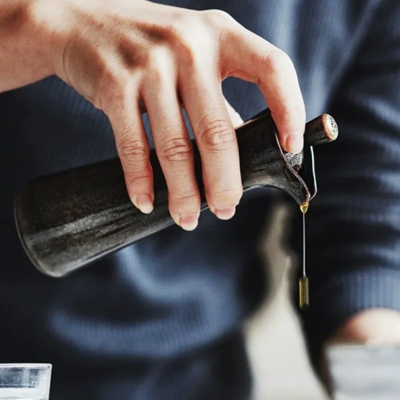 LuxeFlow – Ceramic jug with elegant Scandinavian style | Brehn