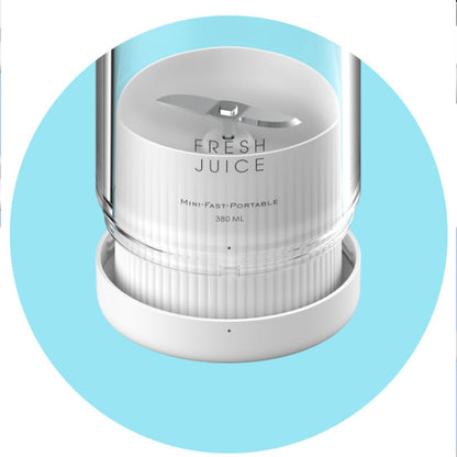 Skanto | Mini Portable Wireless Rechargeable Juicer