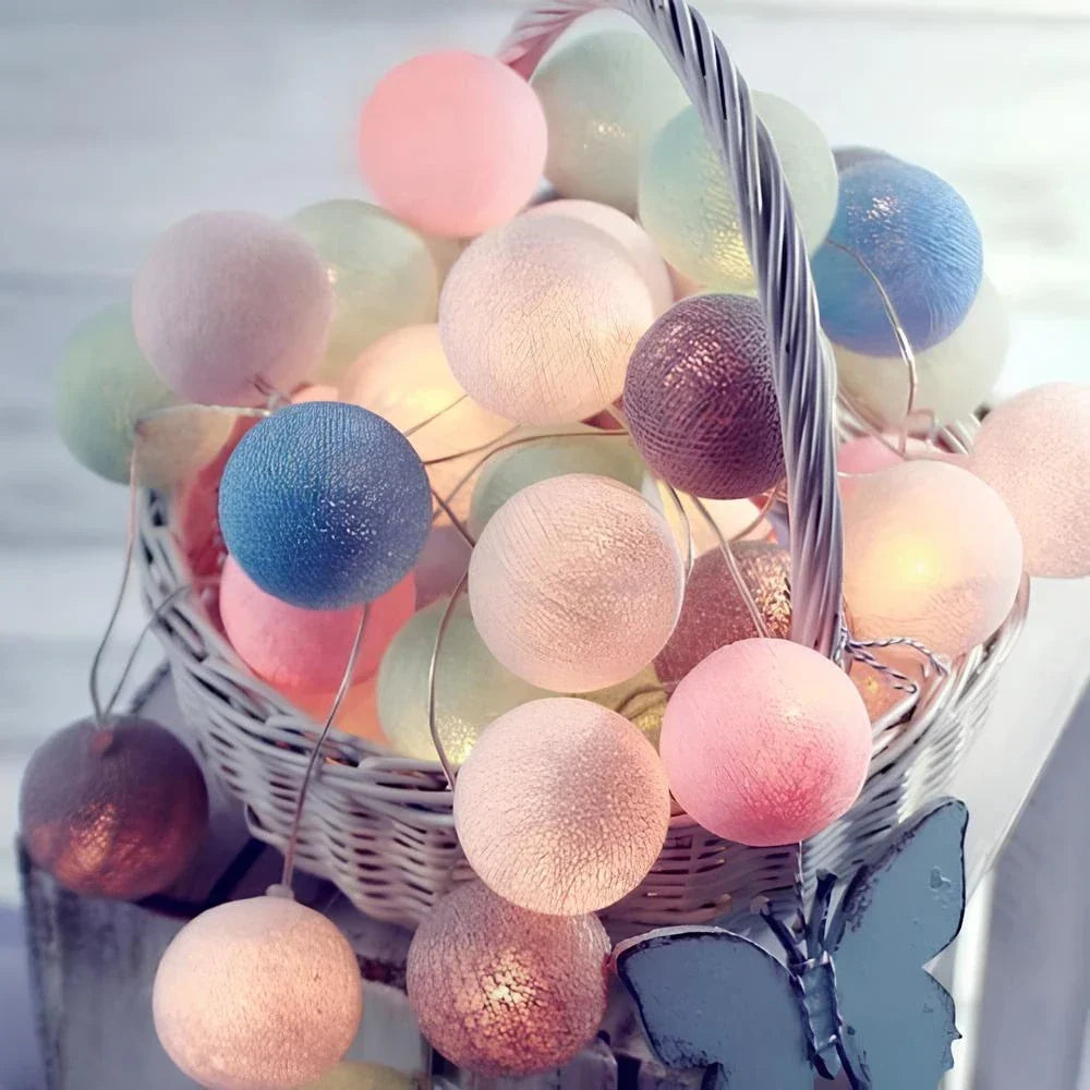 BowLift | Cotton Ball Garland