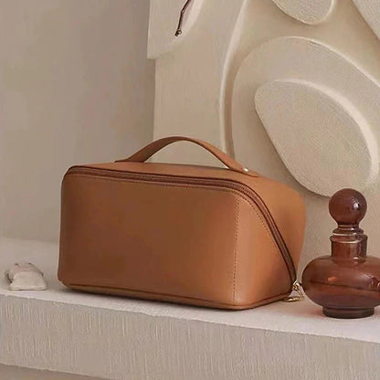 Skanto | Large Capacity Travel Makeup Bag