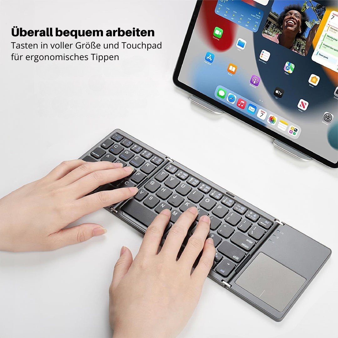 Skanto | Foldable Bluetooth Keyboard | Built-in Touchpad | Black