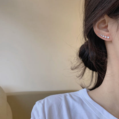 Skanto | Seven Star Diamond Stud Earrings