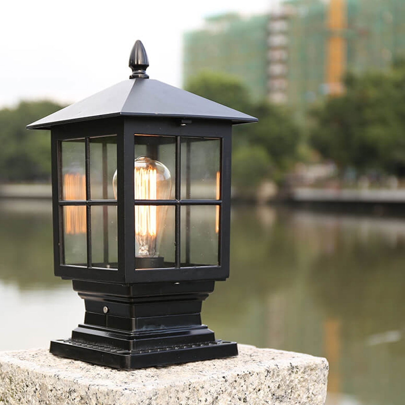 European Outdoor Pillar Light, Waterproof, Rustproof, Terrace Lamp with Single Light Source