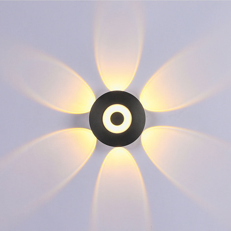 Modern Scandinavian LED wall light with round aluminum shade for the terrace