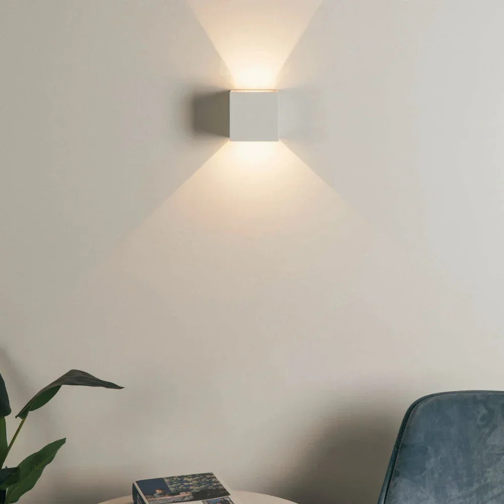 BowLift | Adjustable Wall Light