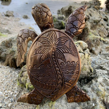 Skanto | Hawaiian Turtle Resin Ornament