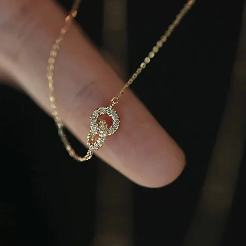 Brehn | 14K S925 interconnected diamond circles necklace