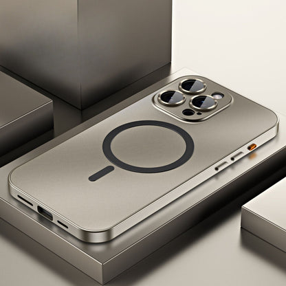 Skanto | Magnetic Metal Case for iPhone – Robust Protection with a Sleek Design and MagSafe Compatibility
